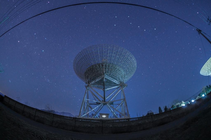 Hallan vínculo entre estallidos rápidos de radio con hipernebulosas