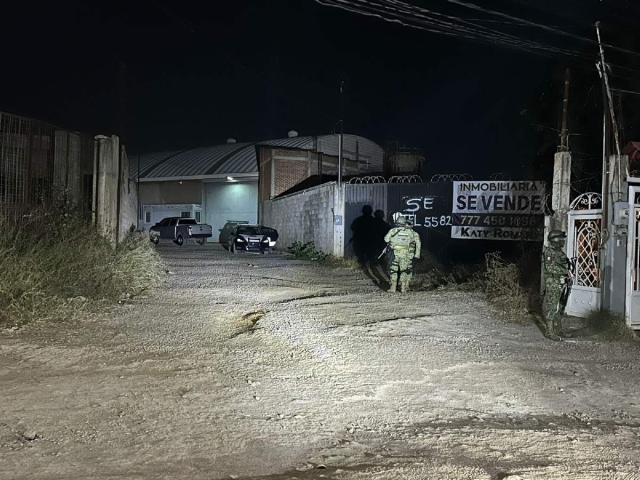  El homicidio ocurrió en una calle sin pavimentar.