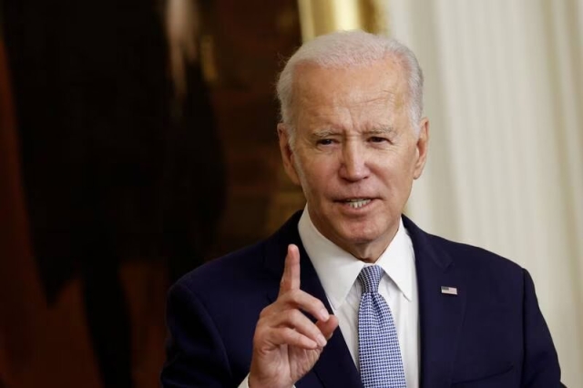 Biden daría acceso a dreamers para planes de salud