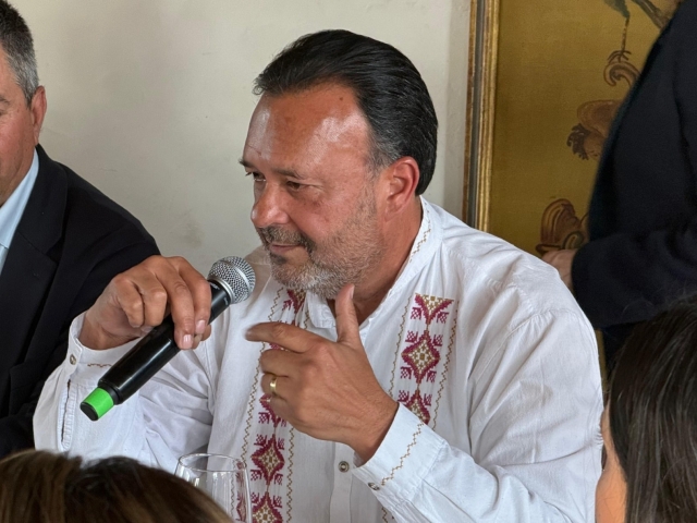 Alcalde de Pátzcuaro denuncia amenazas: &#039;Somos el eslabón más débil&#039;