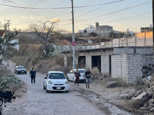 El cadáver fue encontrado por una mujer.