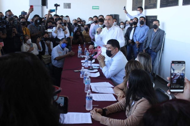 Diputados del PAN, PRI, Nueva Alianza y Movimiento Ciudadano confirmaron la destitución de Paola Cruz Torres de la Junta Política y de Gobierno.  