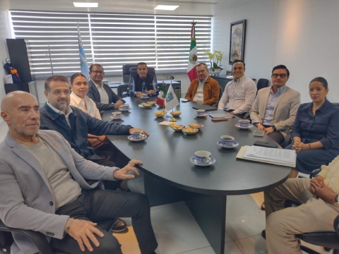 Diputados se reunieron con integrantes del Órgano de Administración Judicial, en torno al presupuesto del 2026 para el Poder Judicial. 