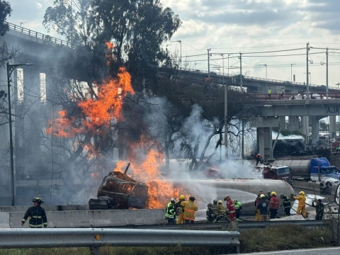 Explosión de pipa en Alcaldía Iztapalapa deja al menos 18 heridos