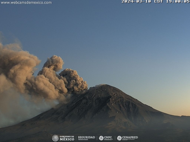 Registra 37 exhalaciones el volcán Popocatépetl; se mantiene semáforo amarillo fase 2