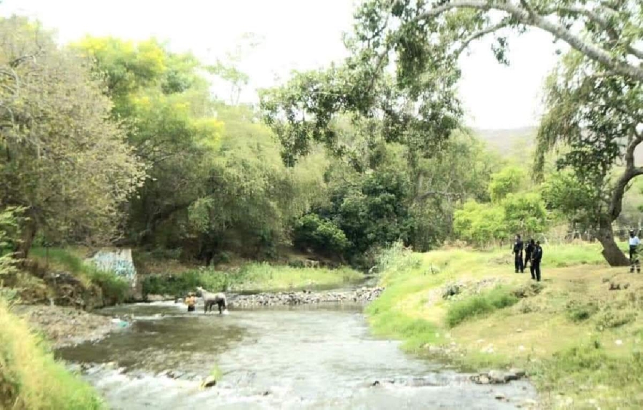 Los trabajos también contemplaron la delimitación de márgenes del río.