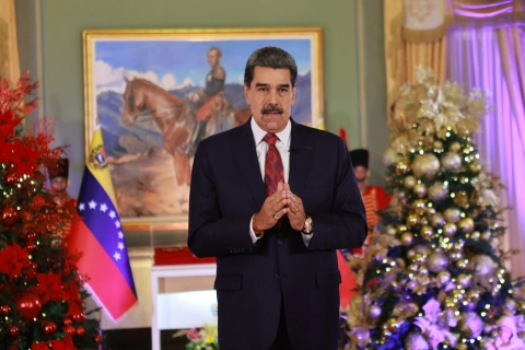 Maduro afirma que Venezuela reforzar&aacute; su desarrollo militar ante amenazas de EU