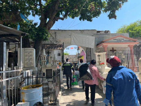 Las labores de limpieza, descacharrización y fumigación se realizarán en los 17 cementerios del municipio para prevenir criaderos de mosquito transmisor del dengue.