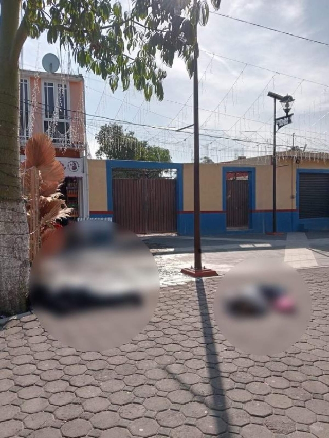 La mujer falleció en la escena del crimen.