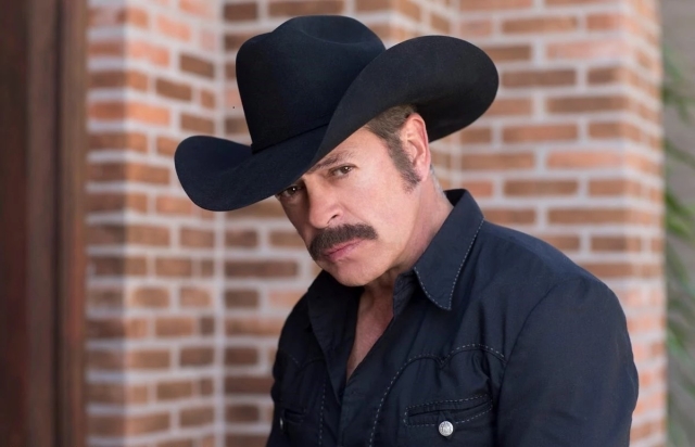 Sergio Goyri desata polémica al llamar 'infelices' a campesinos que bloquearon carreteras