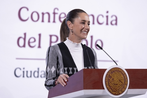 Sheinbaum descarta aplicación de aranceles y espera acuerdo con Trump