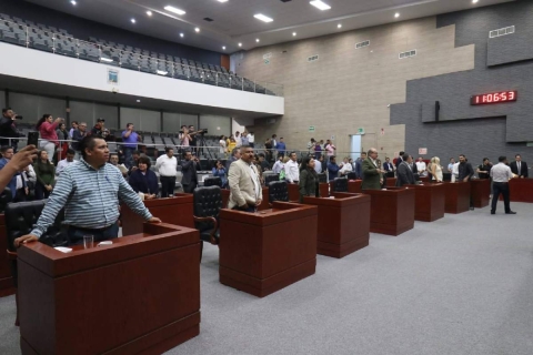 PRI y MC impugnan reforma electoral de paridad de género