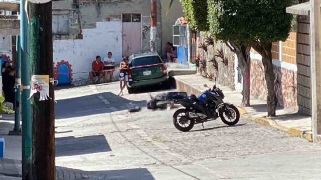   La víctima quedó sin vida junto a su motocicleta.