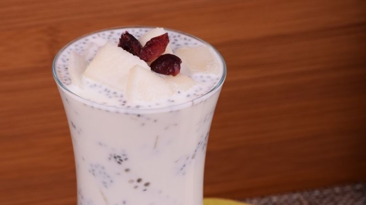 Receta para hacer agua de horchata con frutas de temporada