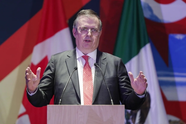 Ebrard pide mantener calma ante nuevos aranceles anunciados por Trump