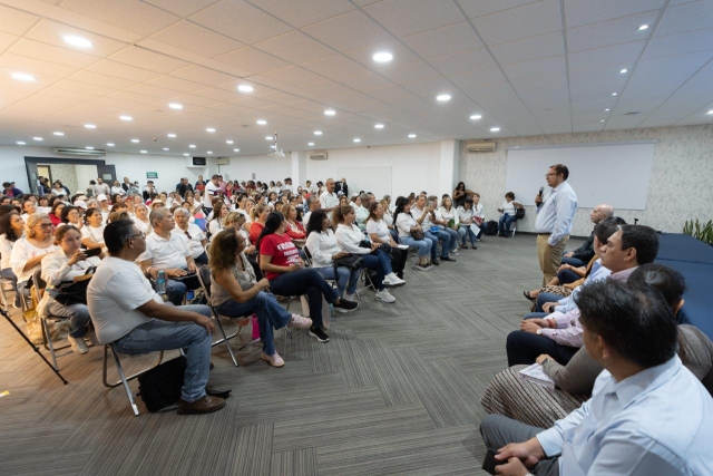 Atienden integrantes del OAJ a jubiladas y jubilados del Poder Judicial