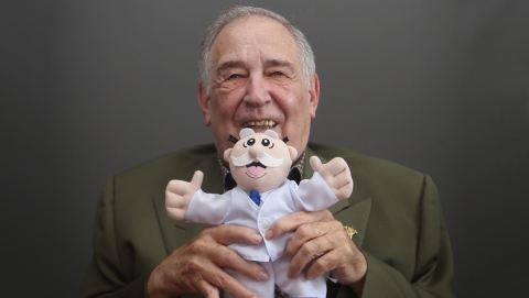 Dr. Simi celebra su cumpleaños con la inauguración de la Simicasa, un museo dedicado a su historia