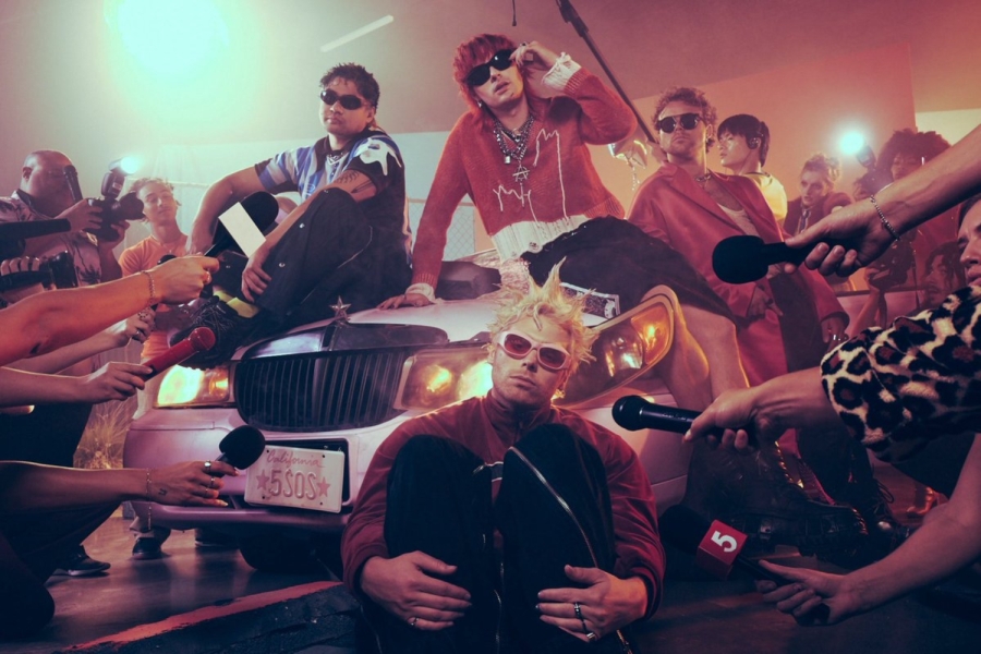 5 Seconds of Summer regresa tras tres años con su nuevo álbum Everyone’s A Star! y una propuesta más personal y arriesgada