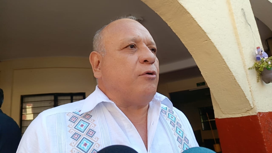 Llama SNTE a padres de familia y tutores a aplicar revisión de mochilas desde casa