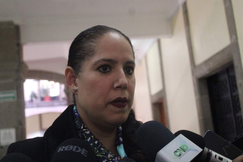Karla Aline Herrera, secretaria de Educación, reiteró la recomendación de atender a los menores con síntomas de enfermedades. 