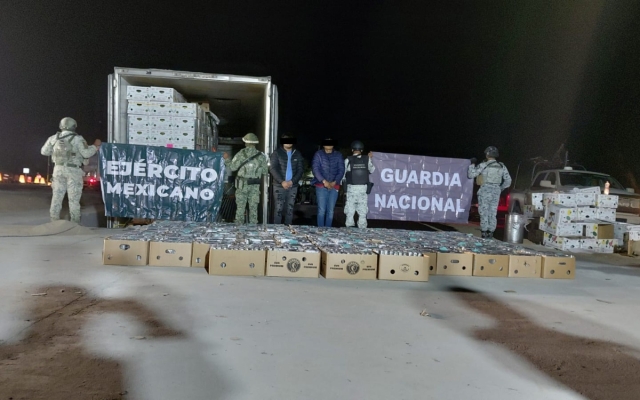 Decomisan tractocami&oacute;n con m&aacute;s de 1,800 kilos de droga en Sonora
