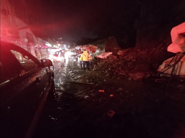 Tepoztlán se repone de torrencial lluvia
