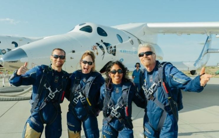 Virgin Galactic inicia venta de pasajes al Espacio exterior para público en general