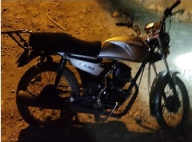 La motocicleta quedó a cargo de las autoridades.