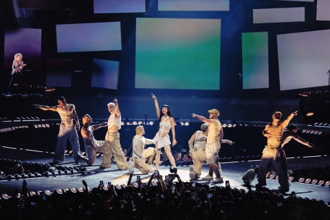 Entre luces, aliens y mariposas: así fue el regreso de Katy Perry a México