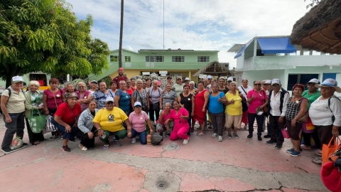 DIF Emiliano Zapata participa en &#039;Primer encuentro y convención de personas adultas mayores&#039;, en Tepalcingo