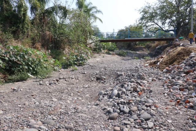 Inician trabajos de desazolve en r&iacute;o Tembembe