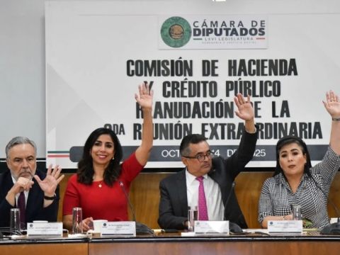 Diputados aprueban impuesto a electrolitos y videojuegos