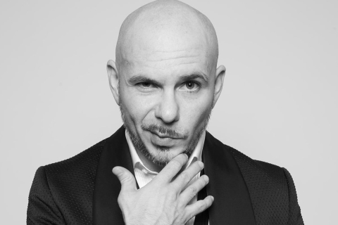Pitbull se une a Shakira en su gira “Las Mujeres Ya No Lloran World Tour” para conciertos en México