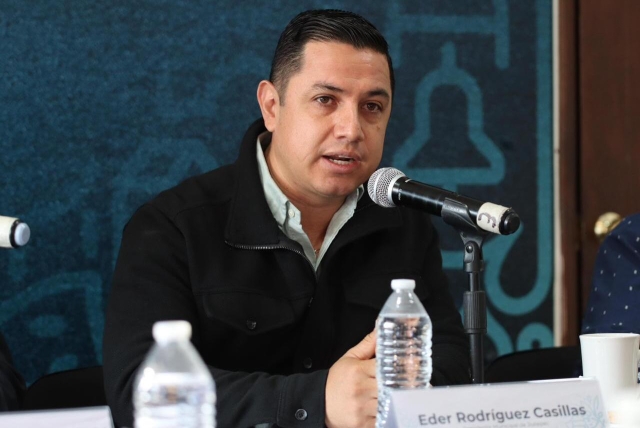 Reconoce Eder Rodr&iacute;guez Casillas trabajo de las diferentes &aacute;reas para hacer del Carnaval Jiutepec 2026 un &eacute;xito