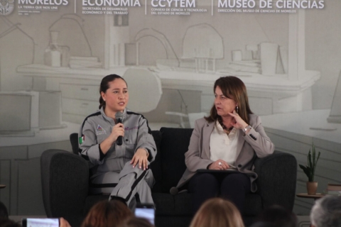 Margarita González Saravia y Katya Echazarreta, primera ingeniera mexicana en viajar al espacio