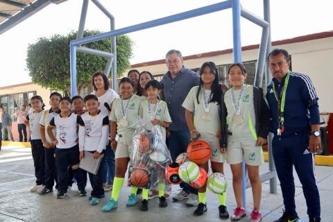 Diputado Rafael Reyes promueve la salud física y mental de estudiantes de Jiutepec