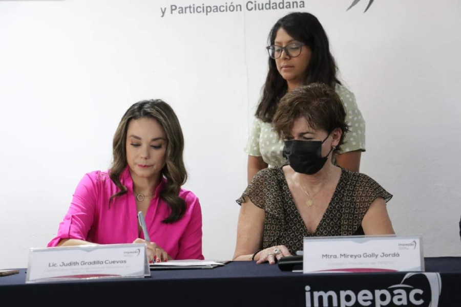 El Impepac firmó un convenio con el IMRyT para la realización del debate con las aspirantes a la gubernatura de Morelos. 