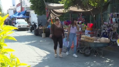 Denuncian crecimiento de ambulantaje en Miacatl&aacute;n