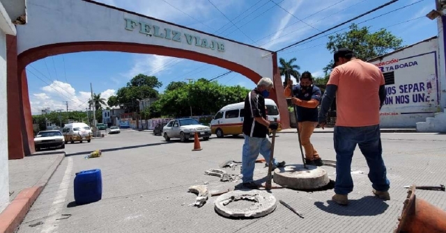 Puente de Ixtla -cuyo arco de entrada aparece en la imagen tomada de Facebook- es uno de los municipios con mayores deudas laborales.