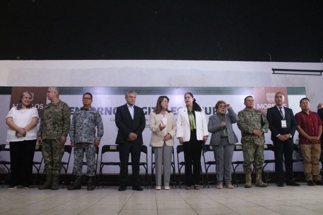 Inaugura gobernadora Margarita Gonz&aacute;lez Saravia foro 'Entornos digitales seguros'