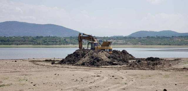  Este lunes, la Ceagua puso en marcha los trabajos de reparación.