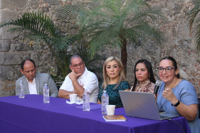 Imparte investigadora del CRIM-UNAM conferencia &quot;Cuidados en la igualdad&quot;