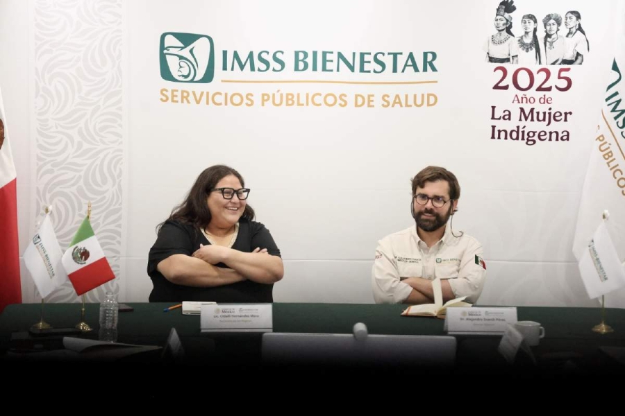 Citlalli Hernández, titular de la Secretaría de las Mujeres, y Alejandro Svarch, director del IMSS- Bienestar, firmaron la colaboración interinstitucional para la prevención del embarazo adolescente. 