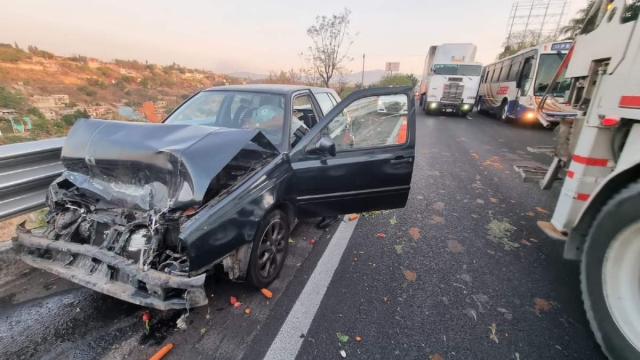 En el sitio hallaron abandonado uno de los automotores.