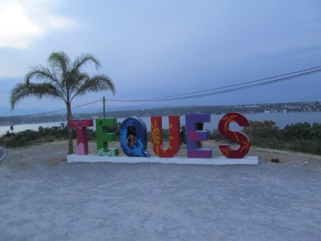 Existen cuatro playas ejidales en el lago de Tequesquitengo, las cuales han bajado su ingreso por la pandemia. Esperan que pronto mejore la situación. 