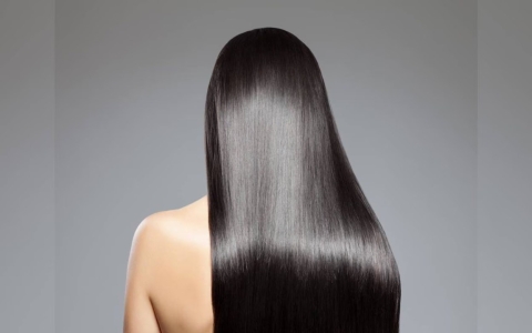 Mascarilla de Linaza: El Secreto Natural para un Cabello Hidratado, Fuerte y Sin Frizz