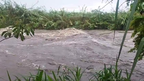 Este viernes, el nivel del río alcanzó un 70 por ciento de su nivel en Jojutla.