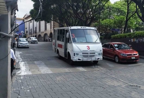 Buscan capacitar en este año a 14 mil transportistas