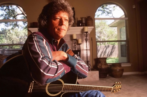 Muere Johnny Rodríguez, leyenda mexicoamericana del country, a los 73 años