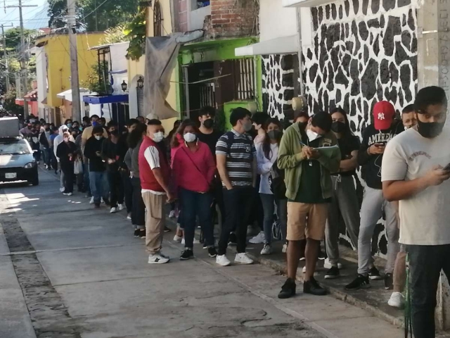 En Jiutepec se cumplió la meta de vacunación dirigida a jóvenes. 